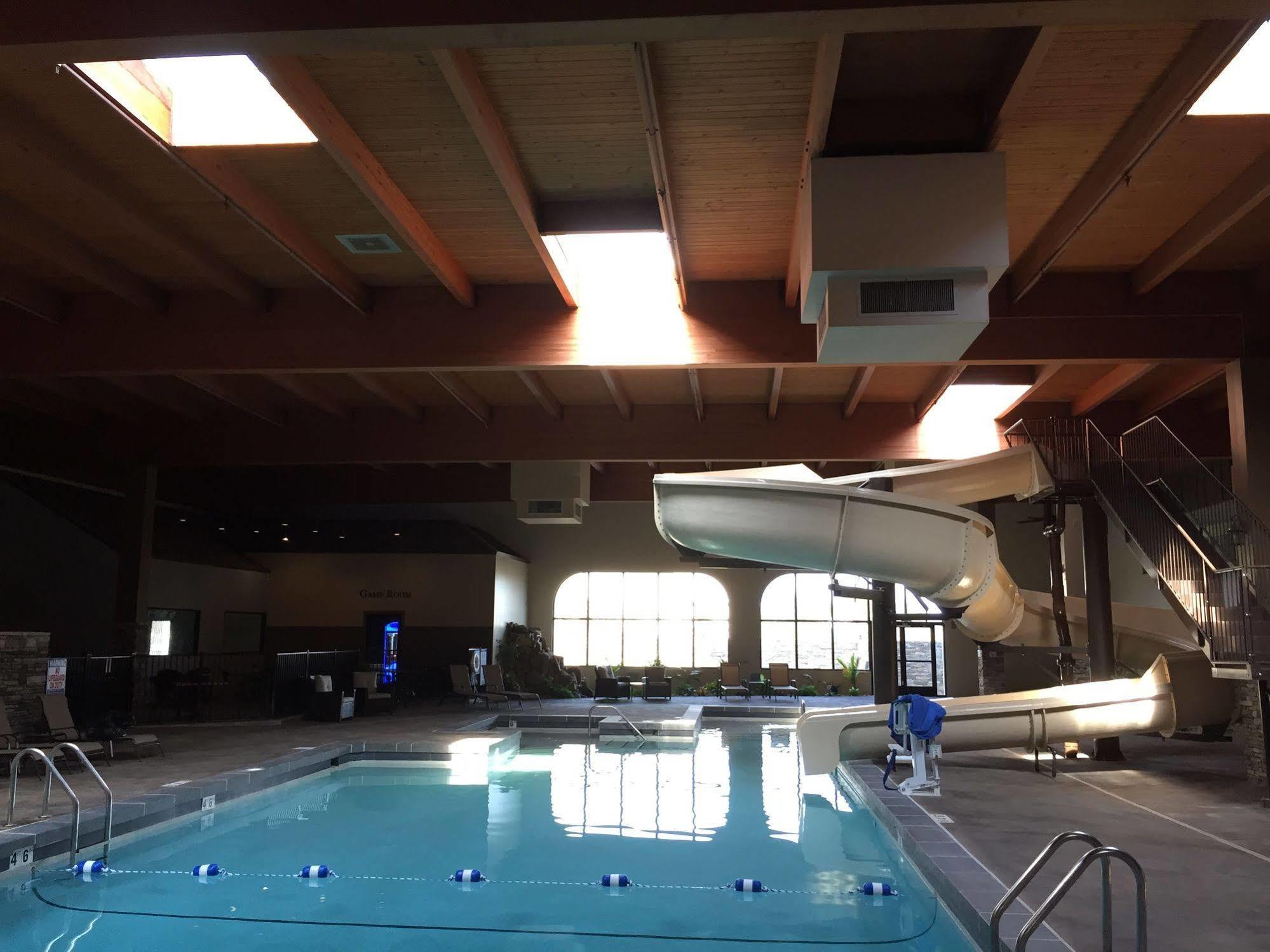 Cascades Mountain Resort, Ascend Hotel Collection Hendersonville Eksteriør bilde